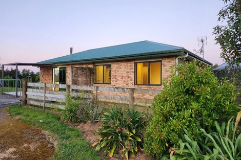 Photo of property in 287 Surrey Road, Tariki, Inglewood, 4388