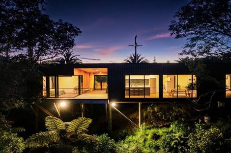 Photo of property in 133/2 Wairau Road, Oakura, 4374