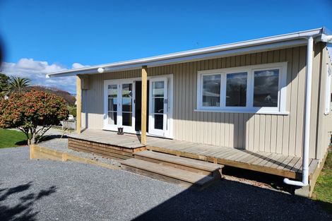 Photo of property in 47 Gray Avenue, Paraparaumu Beach, Paraparaumu, 5032