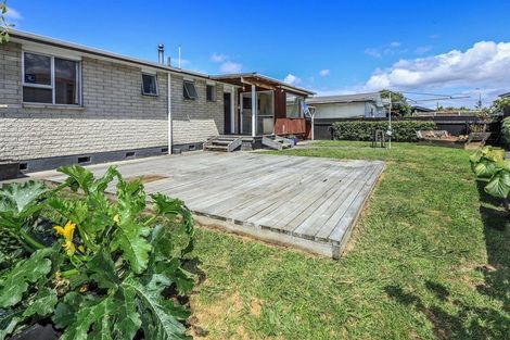 Photo of property in 2 Murdoch Place, Raureka, Hastings, 4120