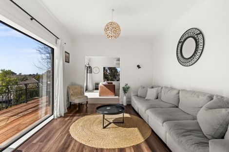 Photo of property in 73 James Cook Street, Havelock North, 4130