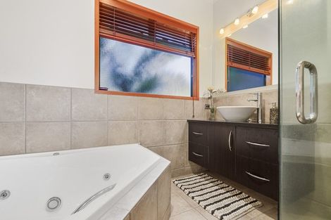 Photo of property in 297 Spencer Road, Lake Tarawera, Rotorua, 3076