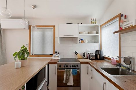 Photo of property in 40b Fitzroy Road, Fitzroy, New Plymouth, 4312