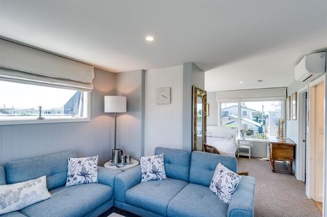 Photo of property in 3/30 Meeanee Quay, Westshore, Napier, 4110