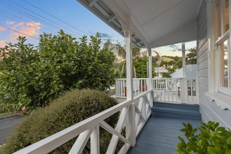 Photo of property in 1 St Leonards Road, Devonport, Auckland, 0624