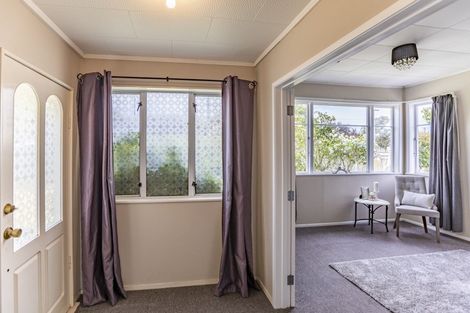 Photo of property in 66 Racecourse Road, Waipukurau, 4200
