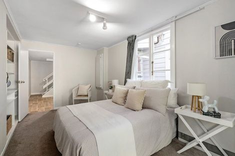 Photo of property in 380 Tinakori Road, Thorndon, Wellington, 6011