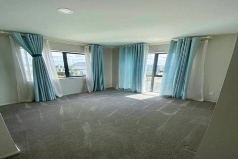 Photo of property in 50 Craigs Way, Hobsonville, Auckland, 0616