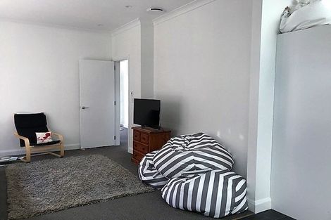 Photo of property in 19 Charlotte Avenue, Brooklyn, Wellington, 6021