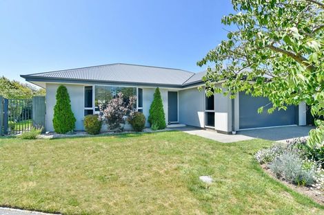 Photo of property in 4 Hurst Place, Parklands, Christchurch, 8083