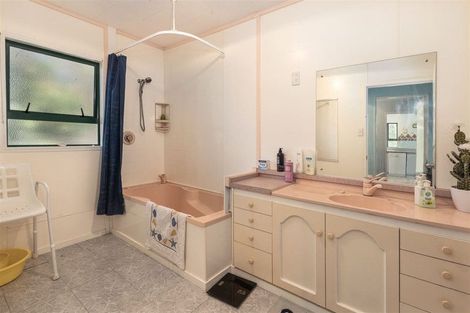 Photo of property in 20 Weld Street, Seddon, 7210