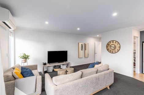 Photo of property in 15 Holmes Hanover Lane, Halswell, Christchurch, 8025