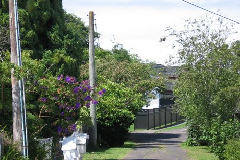 Photo of property in 14 Armagh Road, Blockhouse Bay, Auckland, 0600