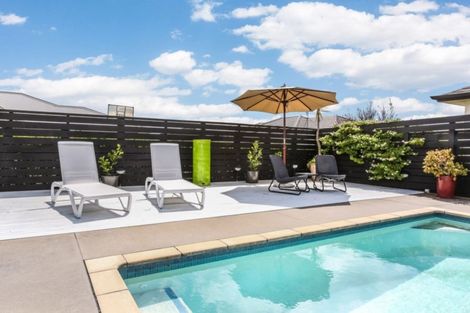 Photo of property in 15 Top Road, Pukekohe, 2120