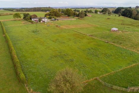 Photo of property in 444 Fraser Road, Normanby, Hawera, 4673