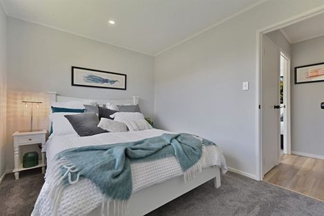 Photo of property in 174 Solar Road, Glen Eden, Auckland, 0602