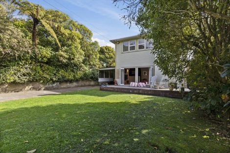 Photo of property in 13 Stratton Street, Normandale, Lower Hutt, 5010