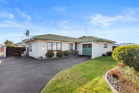 Photo of property in 67a Gloucester Road, Mount Maunganui, 3116