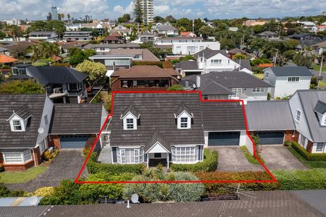 Photo of property in 2/15 Saltburn Road, Milford, Auckland, 0620