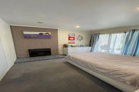 Photo of property in 53 Kaurilands Road, Titirangi, Auckland, 0604