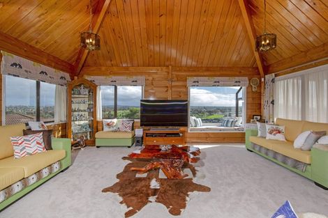 Photo of property in 38 Mccahill Views, Botany Downs, Auckland, 2010