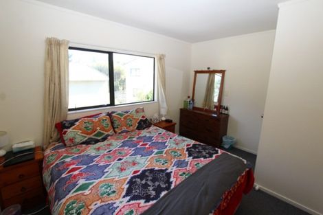 Photo of property in 28 Morere Street, Titahi Bay, Porirua, 5022