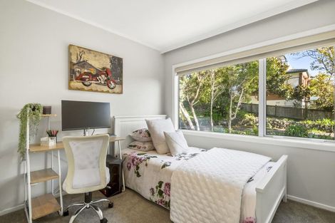 Photo of property in 19 Aberdeen Road, Castor Bay, Auckland, 0620