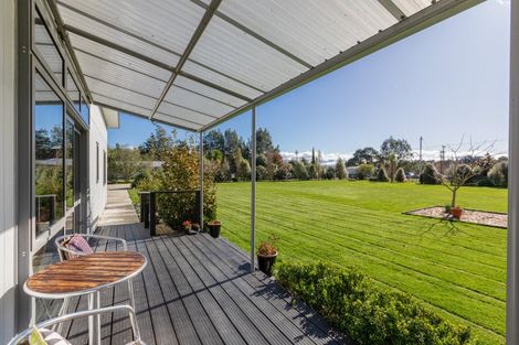 Photo of property in 15 Pukeora Scenic Road, Waipukurau, 4281