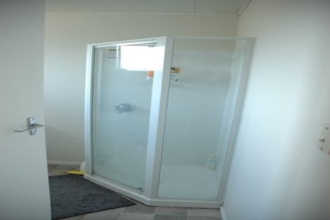 Photo of property in 2/23 Maple Grove, Maungaraki, Lower Hutt, 5010