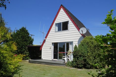 Photo of property in 8 Hamilton Street, Fairlie, 7925