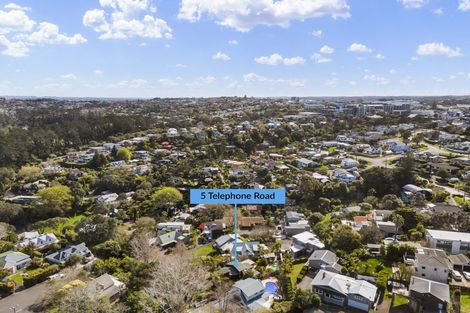 Photo of property in 5 Telephone Road, Birkenhead, Auckland, 0626