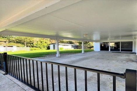Photo of property in 99 Tirohanga Road, Tirohanga, Lower Hutt, 5010