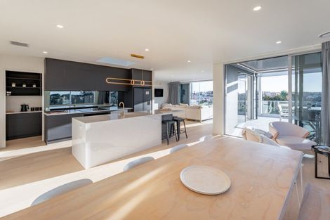 Photo of property in 31 The Terrace, Timaru, 7910