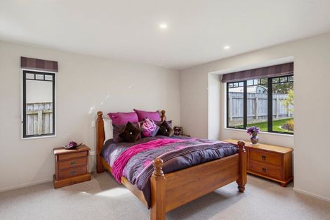 Photo of property in 16 Rifleman Lane, Paraparaumu Beach, Paraparaumu, 5032