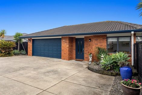 Photo of property in 5 Zarling Lane, Coastlands, Whakatane, 3120