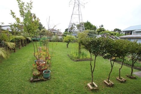 Photo of property in 50 Roberts Road, Te Atatu South, Auckland, 0610