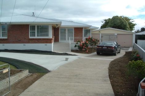 Photo of property in 43 Lynmore Drive, Hillpark, Auckland, 2102