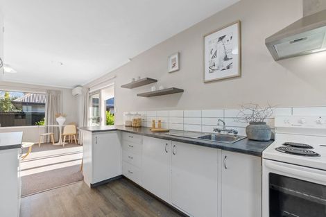 Photo of property in 2/9 Somme Street, St Albans, Christchurch, 8014