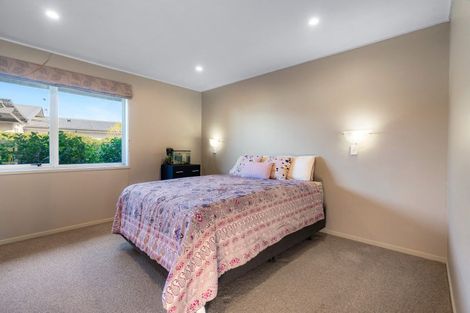 Photo of property in 11 Holyrood Street, Taradale, Napier, 4112