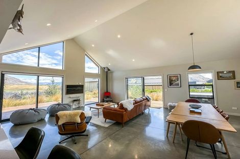 Photo of property in 7 Falconer Rise, Jacks Point, Queenstown, 9371