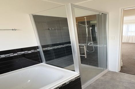 Photo of property in 56a Queen Road, Bellevue, Tauranga, 3110