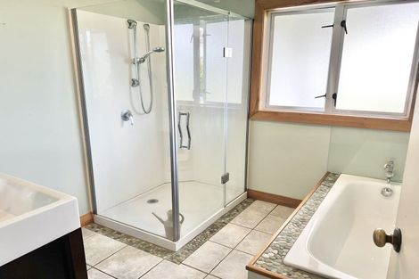 Photo of property in 14 Lyttelton Avenue, Forrest Hill, Auckland, 0620