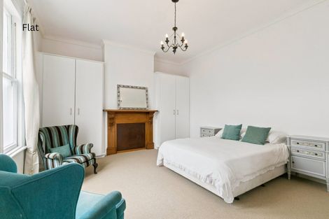 Photo of property in 51 Scarborough Terrace, Mount Victoria, Wellington, 6011