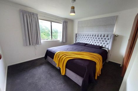 Photo of property in 2/60 Cutfield Road, New Plymouth, 4310