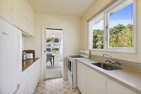 Photo of property in 143 Parkvale Road, Karori, Wellington, 6012
