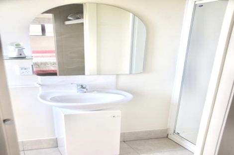 Photo of property in 8c Charlenne Close, Ranui, Auckland, 0612