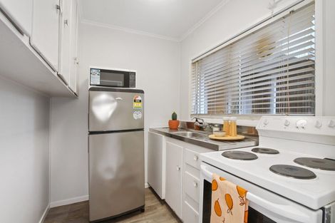 Photo of property in 2/11 Ripon Crescent, Meadowbank, Auckland, 1072