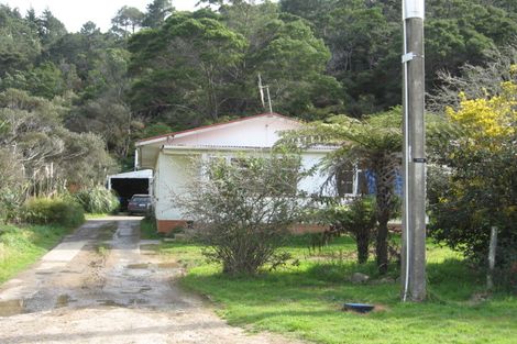 Photo of property in 359 Hauraki Road, Coromandel, 3506