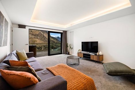 Photo of property in 11 Powder Terrace, Arthurs Point, Queenstown, 9371