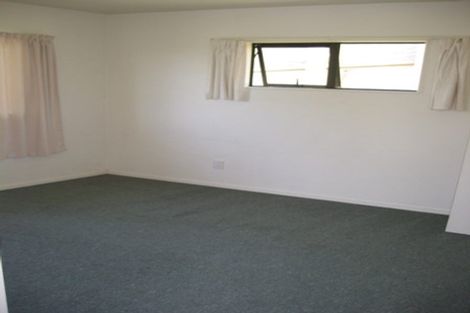 Photo of property in 3/100 Salamanca Road, Sunnynook, Auckland, 0620